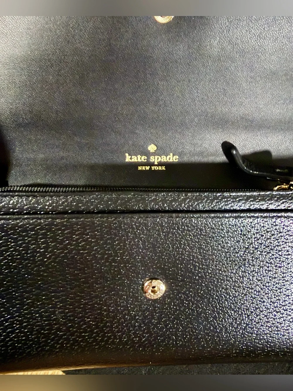 Kate Spade New York Black Pebbled Leather Trifold Wallet Gold Nameplate Logo